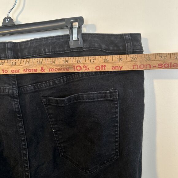 Lane Bryant Genius Fit Capri Stretch Size 22 Dark Wash Distressed Classic - Picture 7 of 7